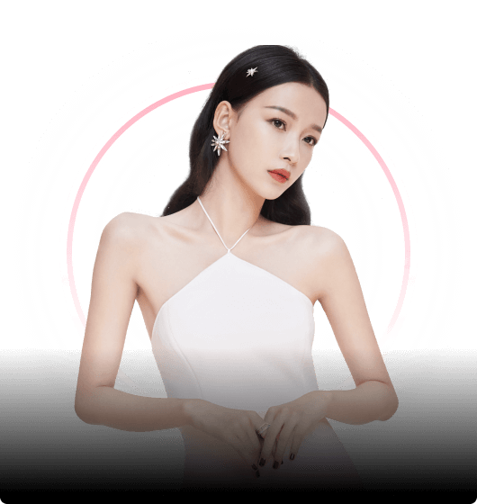 该赛事个人首冠，哈兰德赛后社媒晒联赛杯奖杯：🩵